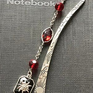 Tibetan Metal‎ Bookmark - Sun and Stars Engraved Red Garnet Sunburst Charm